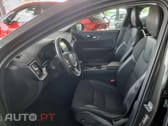Volvo V60 2.0 T4 Momentum Plus