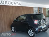 Toyota iQ 1.0 VVT-i 2 MultiDrive NAVI+Bluetooth