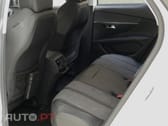 Peugeot 3008 1.6 Hybrid Allure e-EAT8