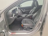 Mercedes-Benz A 250 e AMG Line