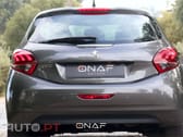 Peugeot 208 1.2 PureTech Signature