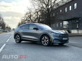 Ford Mustang Mach-E AWD PREMIUM