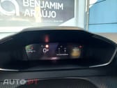 Peugeot 2008 1.2 Hybrid Allure e-DCS6