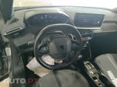 Peugeot 2008 1.2 PureTech Allure EAT8