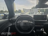Peugeot 2008 PureTech 100 Allure