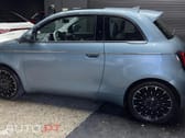 Fiat 500e La Prima