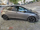 Toyota Yaris 1.5 HSD Square Collec.Grey
