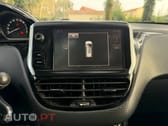 Peugeot 2008 1.2 PureTech Allure EAT6