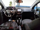 Peugeot 208 1.2 PureTech Signature