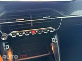 Peugeot 2008 1.2 PureTech Active Pack EAT8