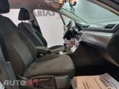 Volkswagen Passat 1.6 Tdi Confortline