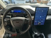 Ford Mustang Mach-E 75.7 kWh Base