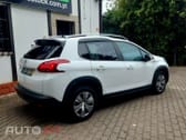 Peugeot 2008 1.2 PureTech Signature