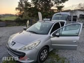 Peugeot 206+ 1.1 Poucos Kms!