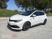 Toyota Auris 1.8 HSD Confort Pack Style CVT
