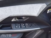 Peugeot 3008 1.2 Hybrid Allure e-DCS6