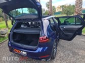 Volkswagen Golf 1.6 TDI R-Line DSG