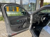 Peugeot E-2008 50 kWh Allure Pack