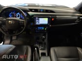Toyota Hilux 2.8 D-4D 4WD Invincible