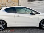Peugeot 208 1.6 BlueHDi GT Line