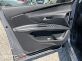 Peugeot 3008 1.6 Hybrid Allure e-EAT8