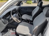 Mitsubishi L200 2.5D 4 LUGARES