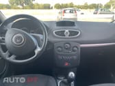 Renault Clio 1.2 16V Confort Authentique