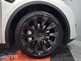 Tesla Model Y Standard RWD