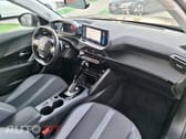 Peugeot 2008 1.2 PureTech Allure EAT8