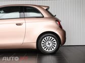 Fiat 500e Action