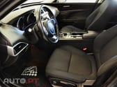 Jaguar XE 2.0 D Portfolio Aut.