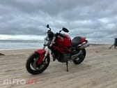 Ducati Monster 696