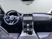 Jaguar XE 200d R Dynamic RED 