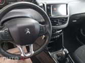 Peugeot 2008 1.5 BlueHDi Signature
