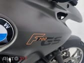 BMW F .