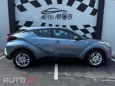 Toyota C-HR 1.8 Hybrid Square Collection