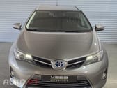 Toyota Auris Touring Sports 1.8 HSD Exclusive - Adaptada A Pessoas Com Mobilidade Reduzida