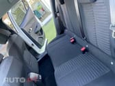 Peugeot E-2008 50 kWh Style