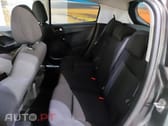 Peugeot 208 1.2 PureTech Signature
