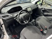 Peugeot 208 1.2 PureTech Signature