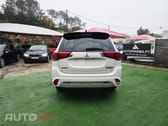 Mitsubishi Outlander 2.4L PHEV TWIN MOTOR 4WD INVITE