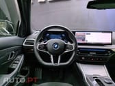 BMW 330 e Pack Desportivo M Pro Auto