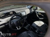 Peugeot 2008 1.6 e-HDi Allure