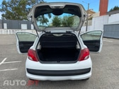 Peugeot 207 1.4 HDi