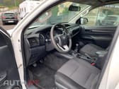 Toyota Hilux 2.4 D-4D 2WD CD
