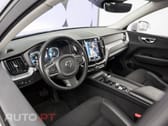 Volvo XC60 2.0 T8 PHEV Momentum Plus AWD