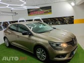 Renault Clio Outro