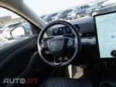Ford Mustang Mach-E Alargada