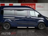 Ford Transit Custom Adaptada p/ 3 cadeiras de rodas