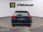 Peugeot 2008 1.2 e-VTi Style